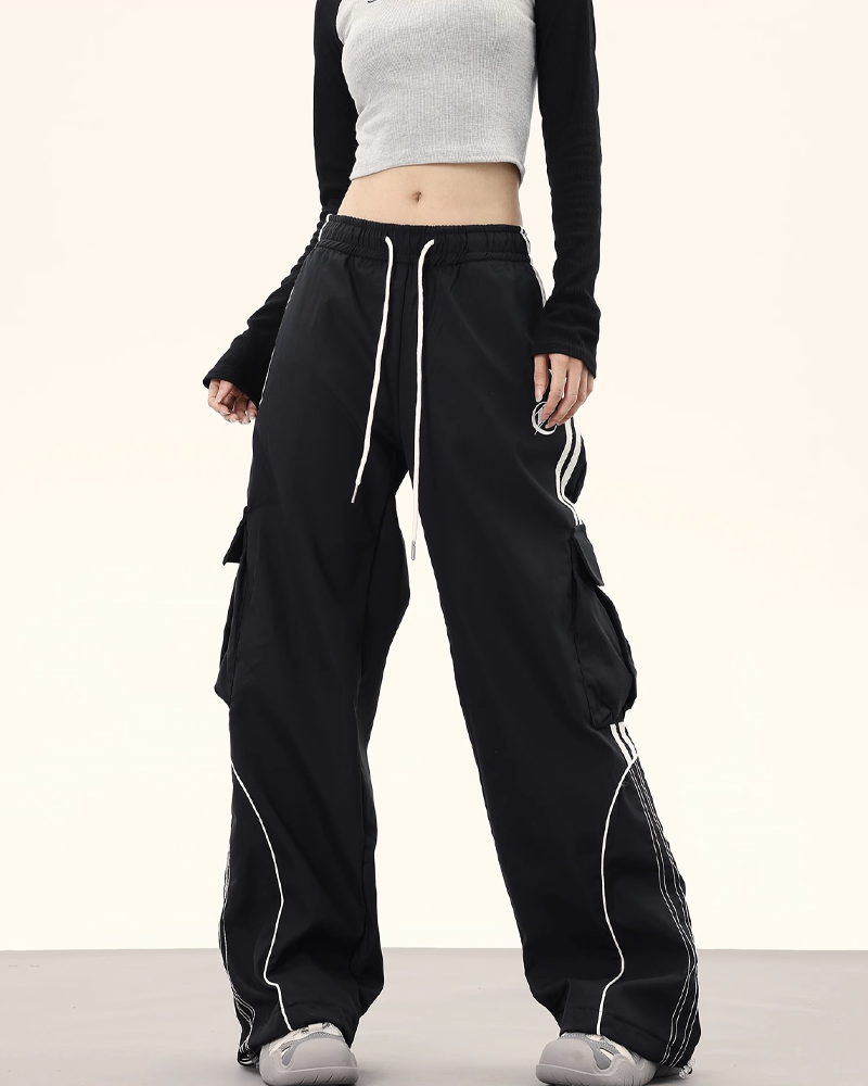 Baggy tracksuit bottoms discount womens