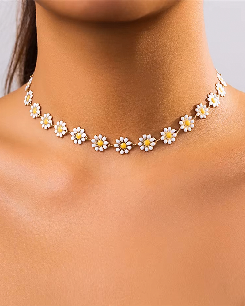 Daisy Chain Necklace