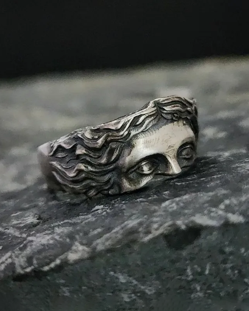 Aphrodite Ring