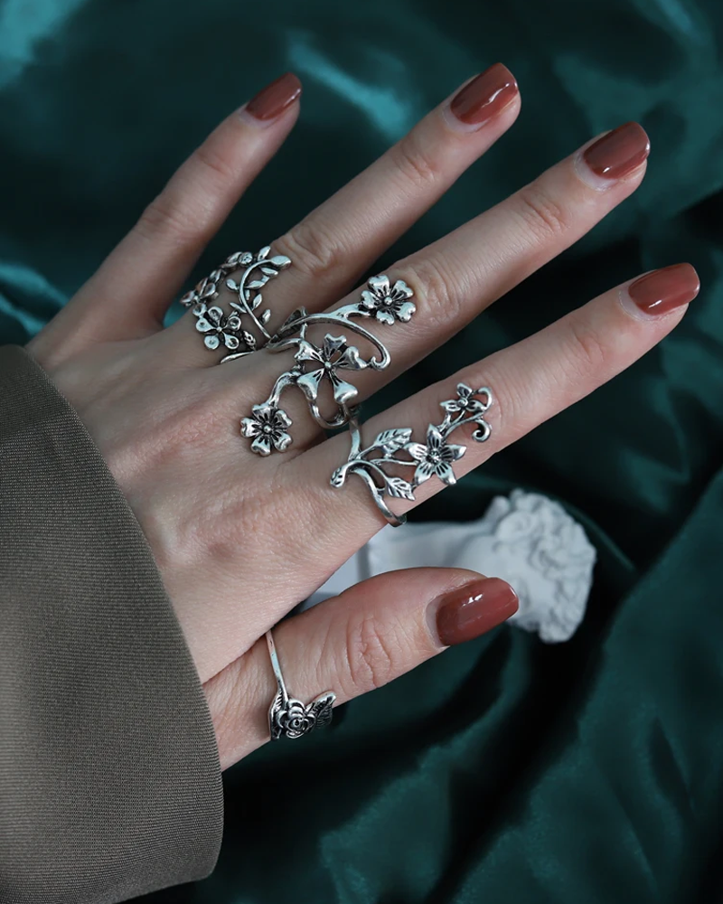 Floral Rings Set