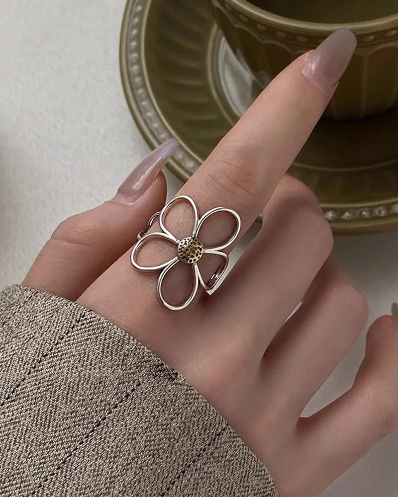 Silver Flower Ring