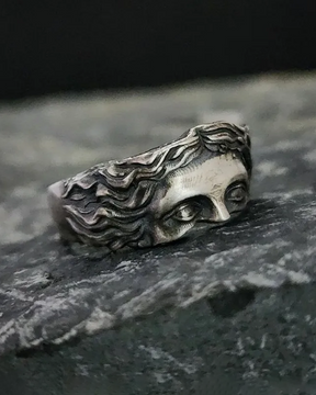 Aphrodite Ring