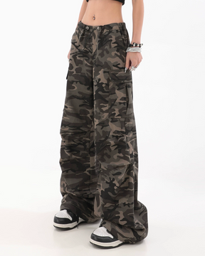 Camo Baggy Jeans Women