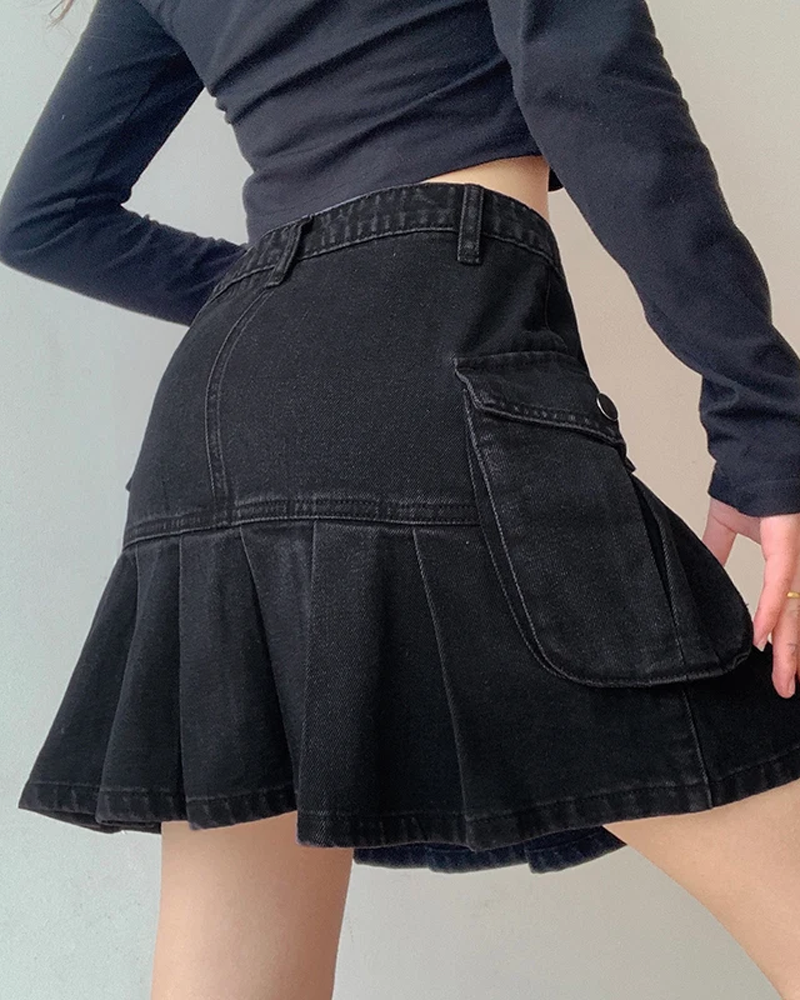 Black Y2K Skirt