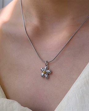Bubble Flower Necklace