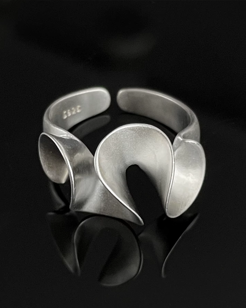 Artistic Ring For Women